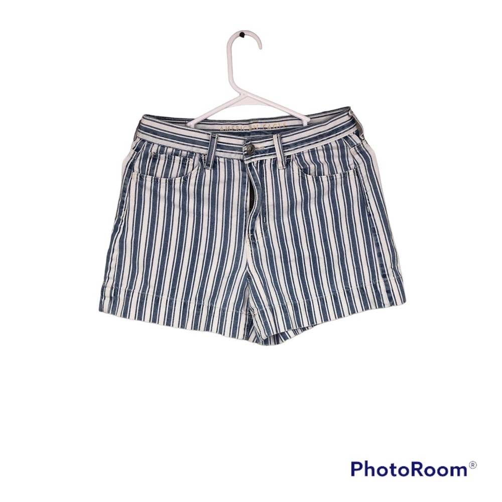American Eagle Size 4 Mom Shorts